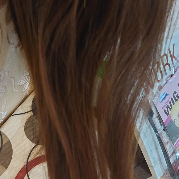 4*4 Lace inside humain hair/ GLUELESS wig - Picture 4 of 11